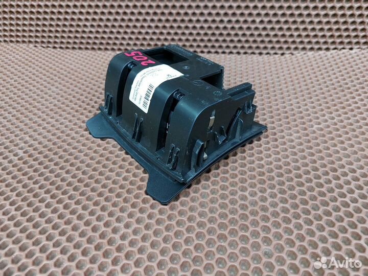 Пепельница задняя в консоль Mercedes-Benz w205