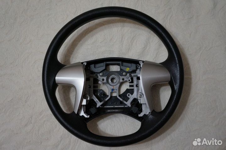 Оригинальный руль Toyota