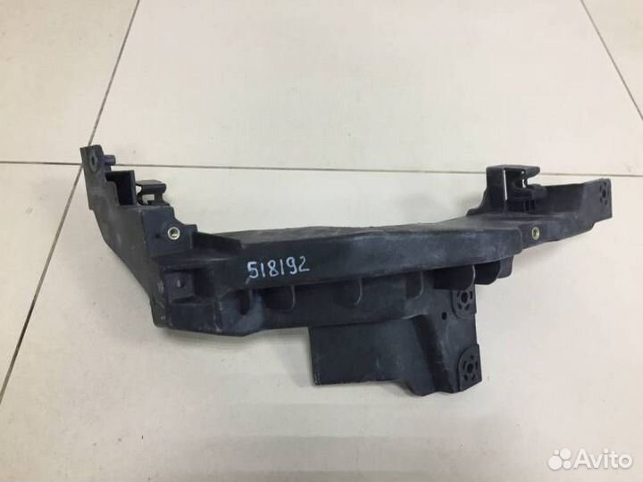 Кронштейн фар правый Hyundai Elantra MD 2011-2016