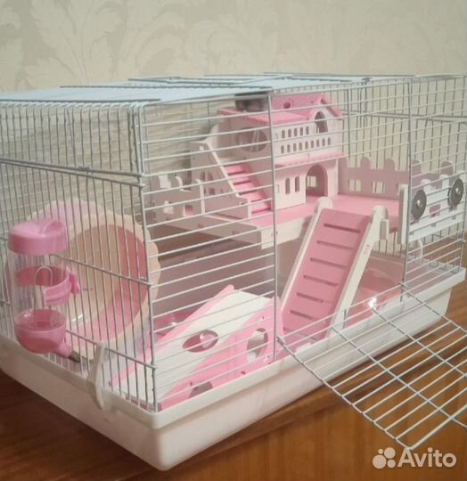 Хомячки с клетками(корм, наполнитель)