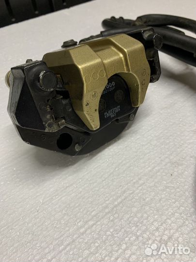 Задний суппорт yamaha XP500 T-Max 1