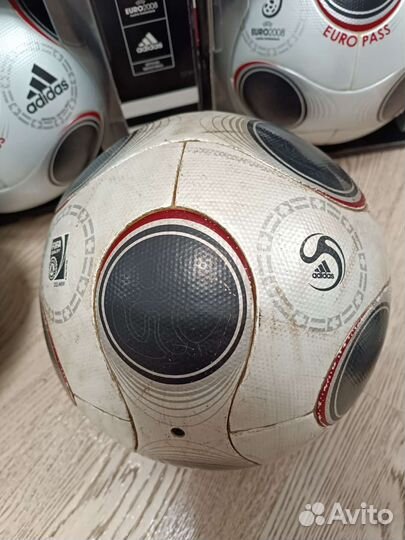 Футбольный мяч adidas europass 2008 FIFA jabulani