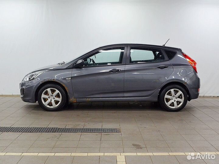 Hyundai Solaris 1.6 AT, 2013, 95 000 км