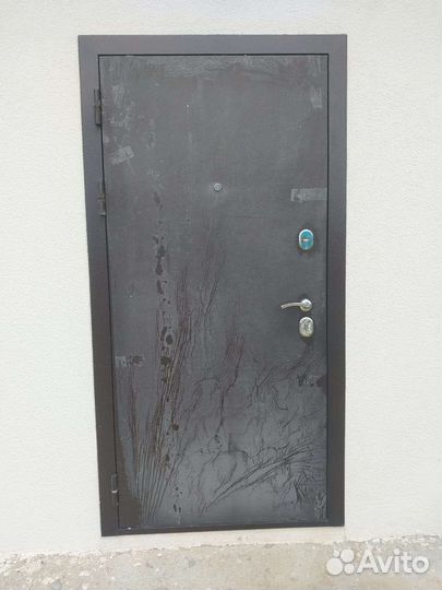 Дверь входная железная бу