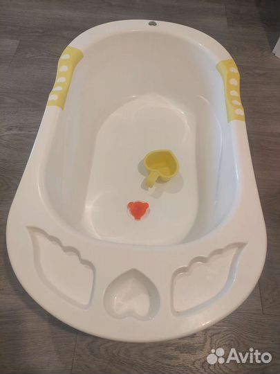 Ванночка для купания с горкой