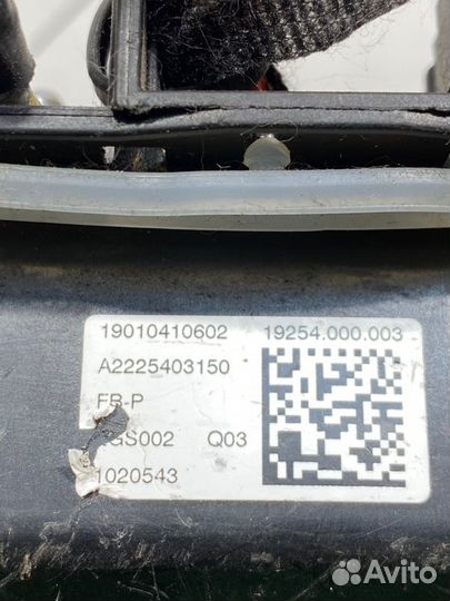 Блок предохранителей передний Mercedes-Benz