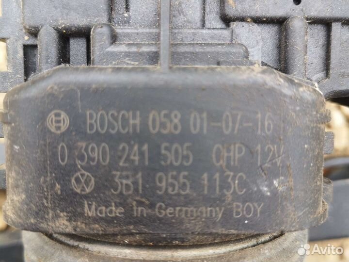 Мотор поводок Passat В5