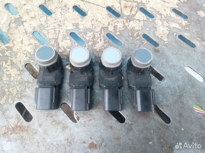 Датчик парковки парктроник Toyota RAV4 XA50