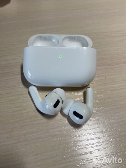 Наушники apple airpods pro Оригинал с дефектом