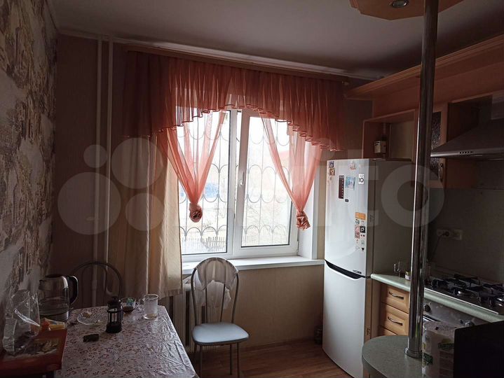 2-к. квартира, 43,3 м², 1/9 эт.