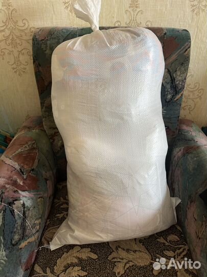 Детские вещи в мешках