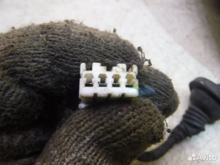 Фонарь задний левый Mazda 626 GE