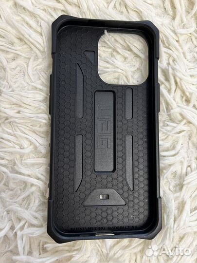 Чехолы на iPhone 13 pro