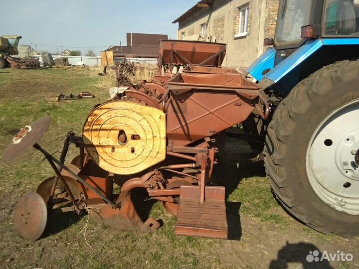 Картофелесажалка