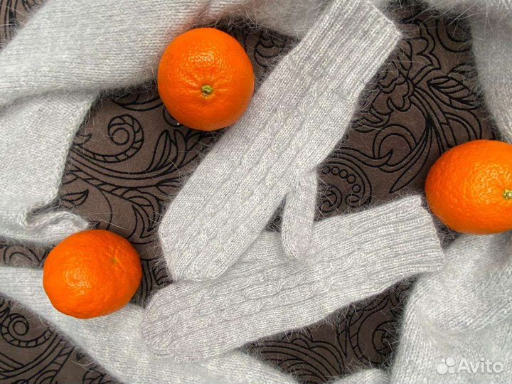 Вяжу на заказ шапки, шарф, варежки, свитер