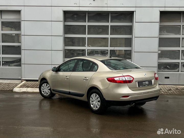 Renault Fluence 1.6 AT, 2011, 129 879 км