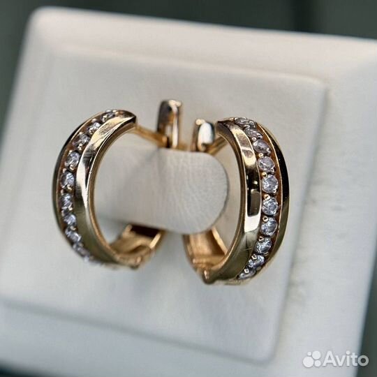 Золотые серьги с бриллиантами 585 золото