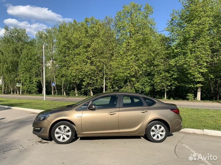 Opel Astra 1.6 AT, 2013, 138 600 км