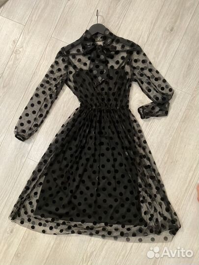 Платье 38-42 летнее на выход на мероприятие