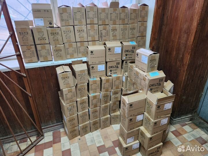 Аккумулятор Sacred Sun SP12-33 (12V / 33Ah)