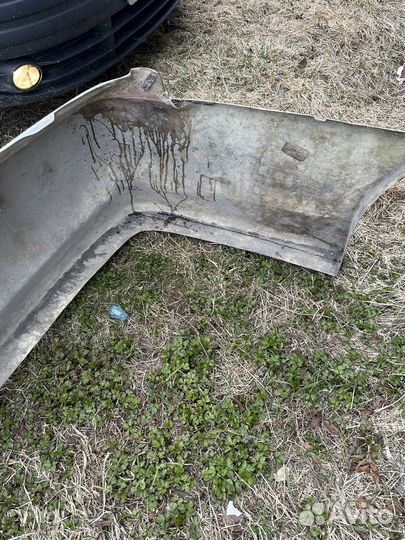 Задний бампер toyota chaser 100