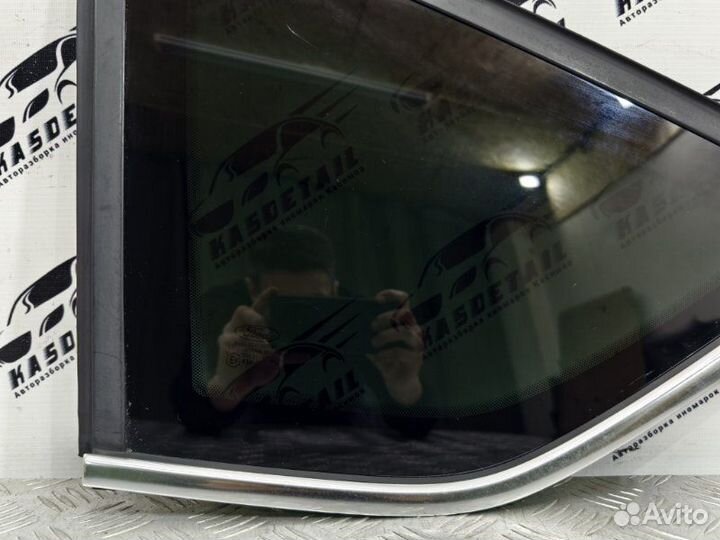 Стекло кузовное заднее левое Ford Kuga CBV 2.0