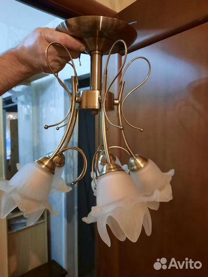 Люстра потолочная новая