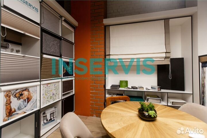 Жалюзи и рулонные шторы на окна