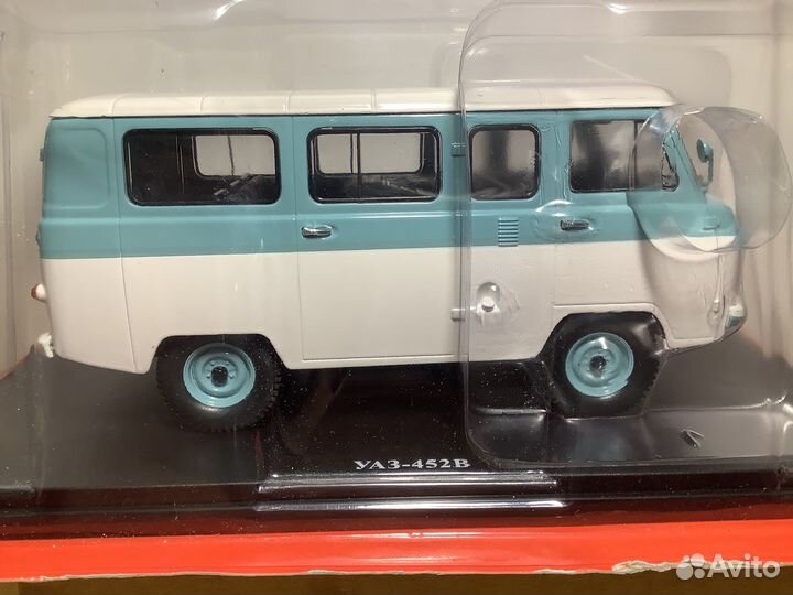 Модель автомобиля уаз-452В 1:24 Ашет