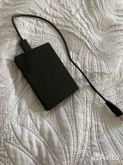 Переносной жёсткий диск 1 Tb