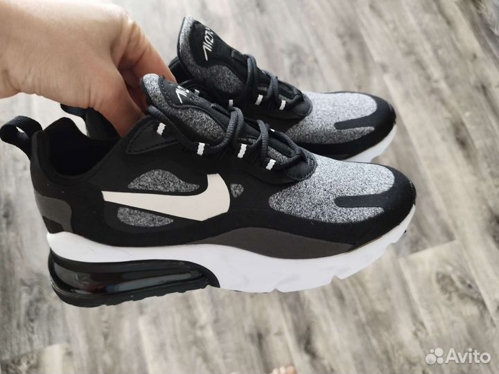 Кроссовки nike