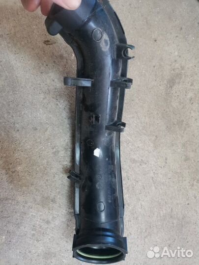 Патрубок дроссельной заслонки Volkswagen Tiguan