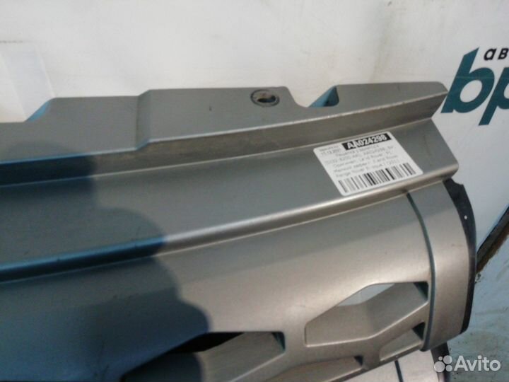 Решетка радиатора DJ32-8200-AA Land Rover Range