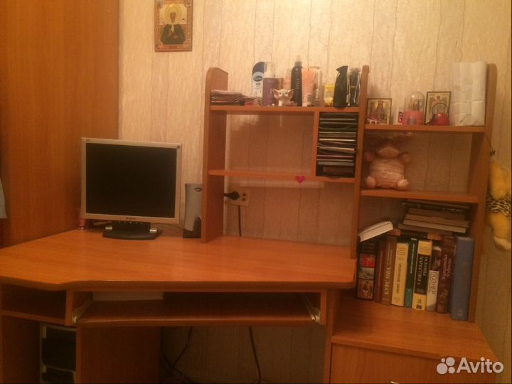 Компьютерный стол