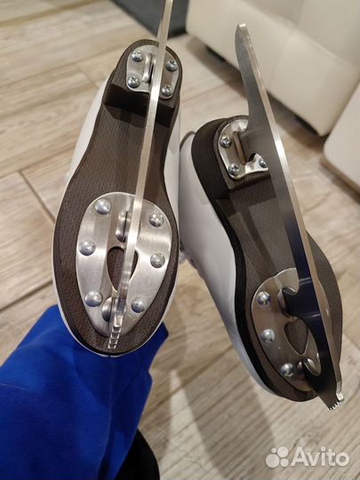 Коньки фигурные