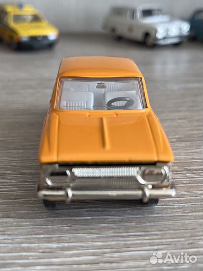 Модель СССР Иж -Комби 1:43