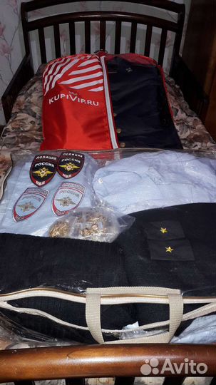 Женская форма полиции