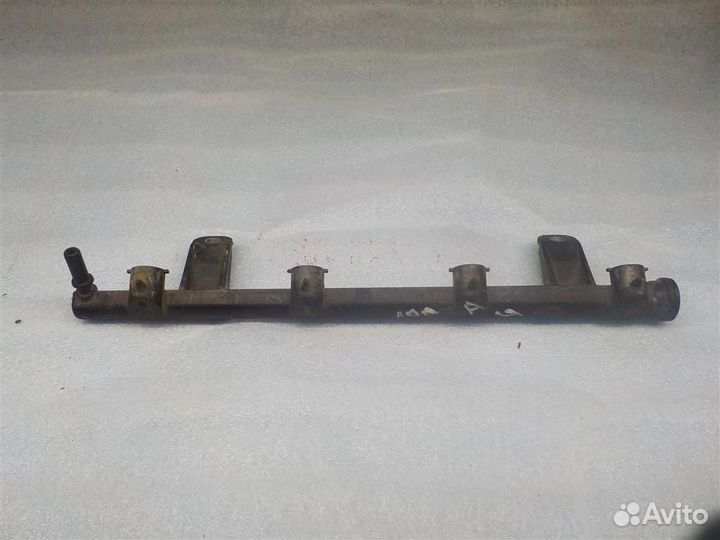 Рейка топливная (рампа) Renault Logan I 2005-2014