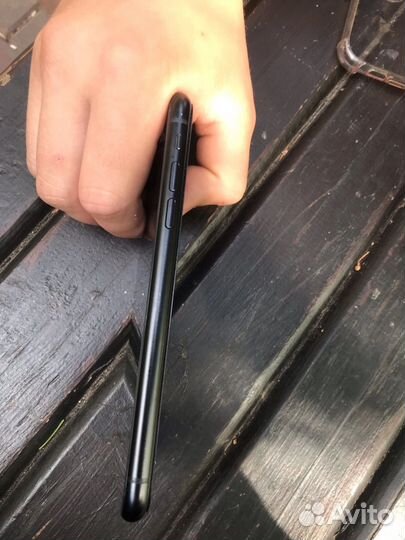 Телефон iPhone хr