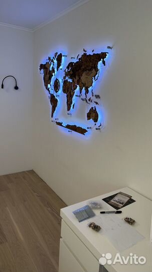 Настенная карта мира