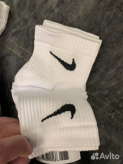 Средние носки Nike