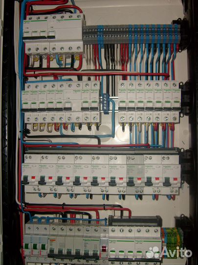 Услуги Электрика. Электрик