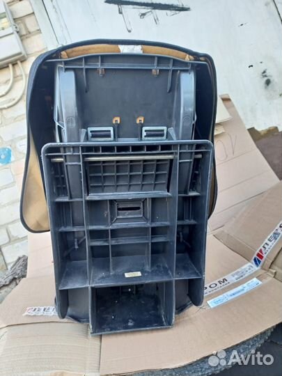 Автомобильное детское кресло