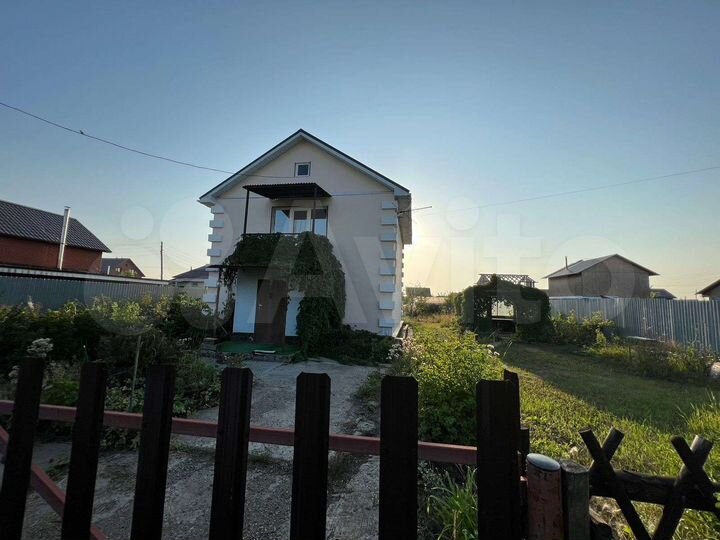 Дом 105,7 м² на участке 8 сот.