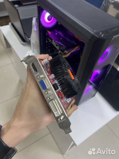 Видеокарты Nvidia GeForce 9600GT в ассортименте