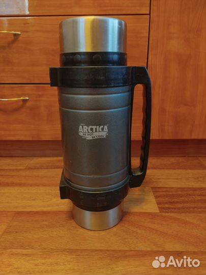 Термос Арктика 2.2