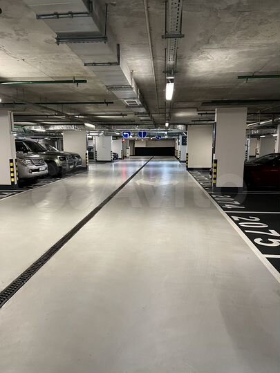 Машиноместо, 14 м²