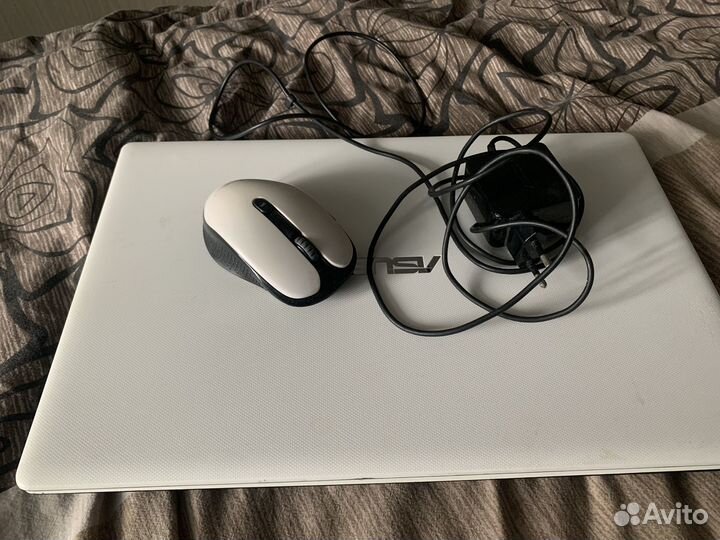 Asus m551ma