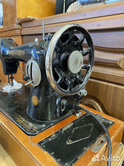 Швейная машинка пмз им. Калинина