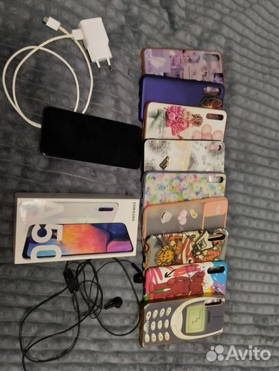 Samsung Galaxy A50, 4/64 ГБ